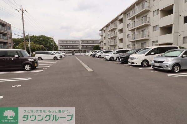 メゾンベルウッドの物件内観写真